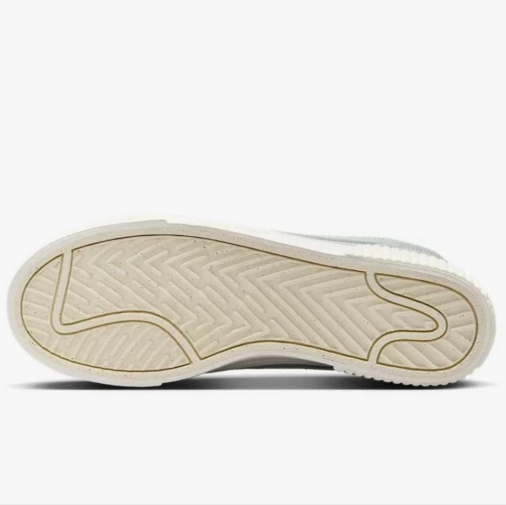 Women's Nike Court Legacy Lift Green Sneakers - Picture 2 of 5